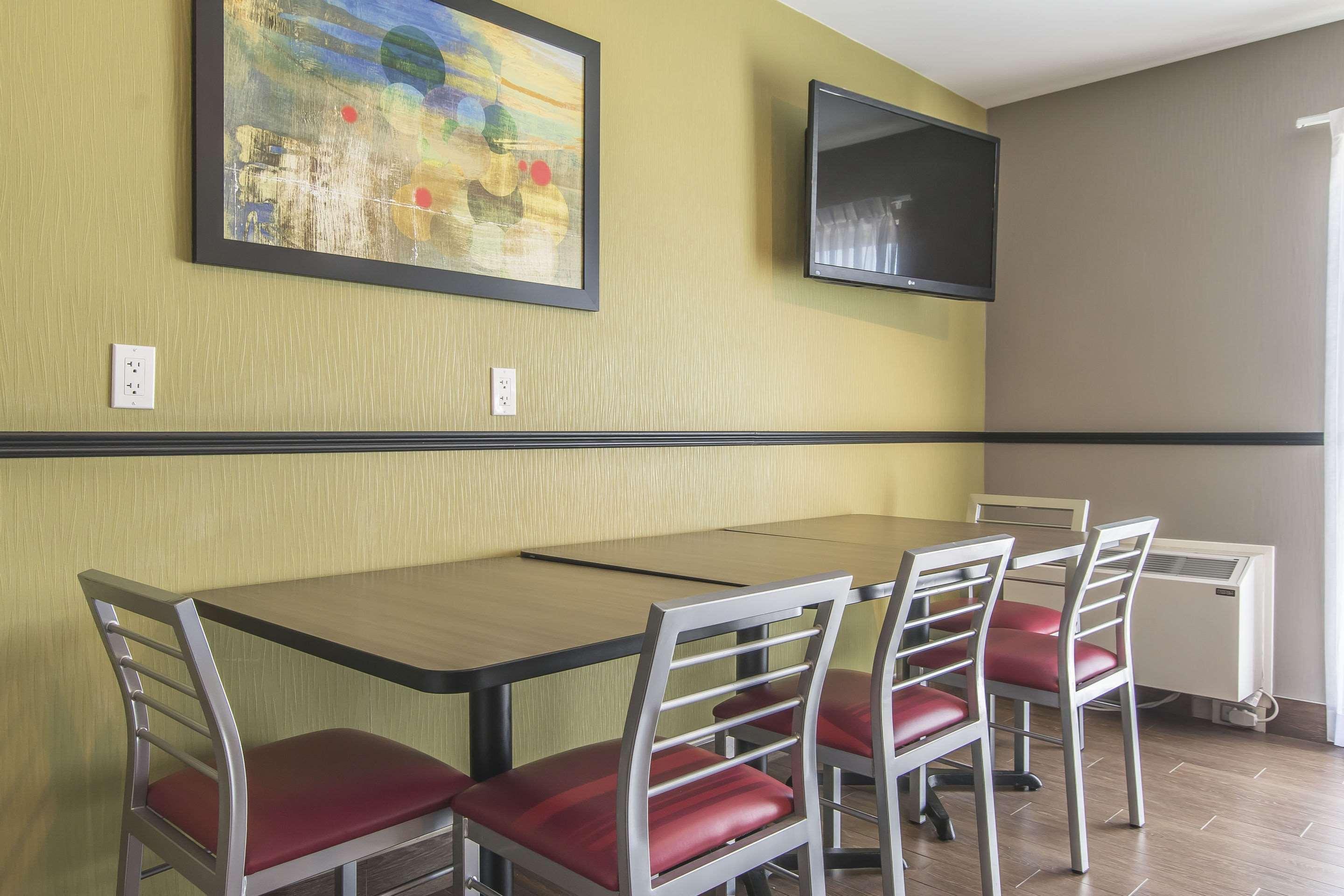 Comfort Inn Kapuskasing Dış mekan fotoğraf